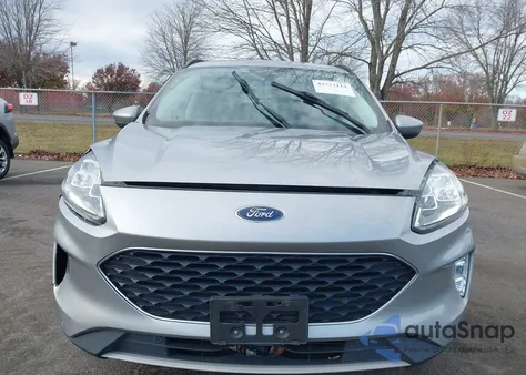 2021 Ford Escape Titanium из США, поврежденный, VIN 1FMCU9J93MUA57449